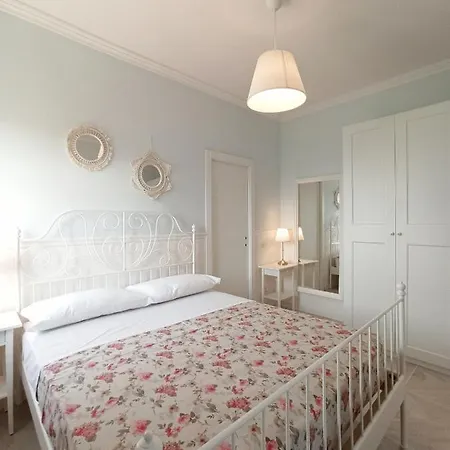アパート Casa Vacanze Bijoux チヴィタノーヴァ・マルケ