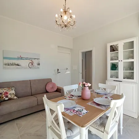 Casa Vacanze Bijoux Апартаменты *
