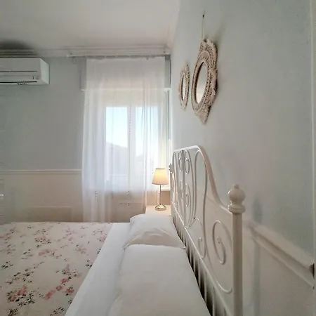 Casa Vacanze Bijoux Чивитанова-Марке
